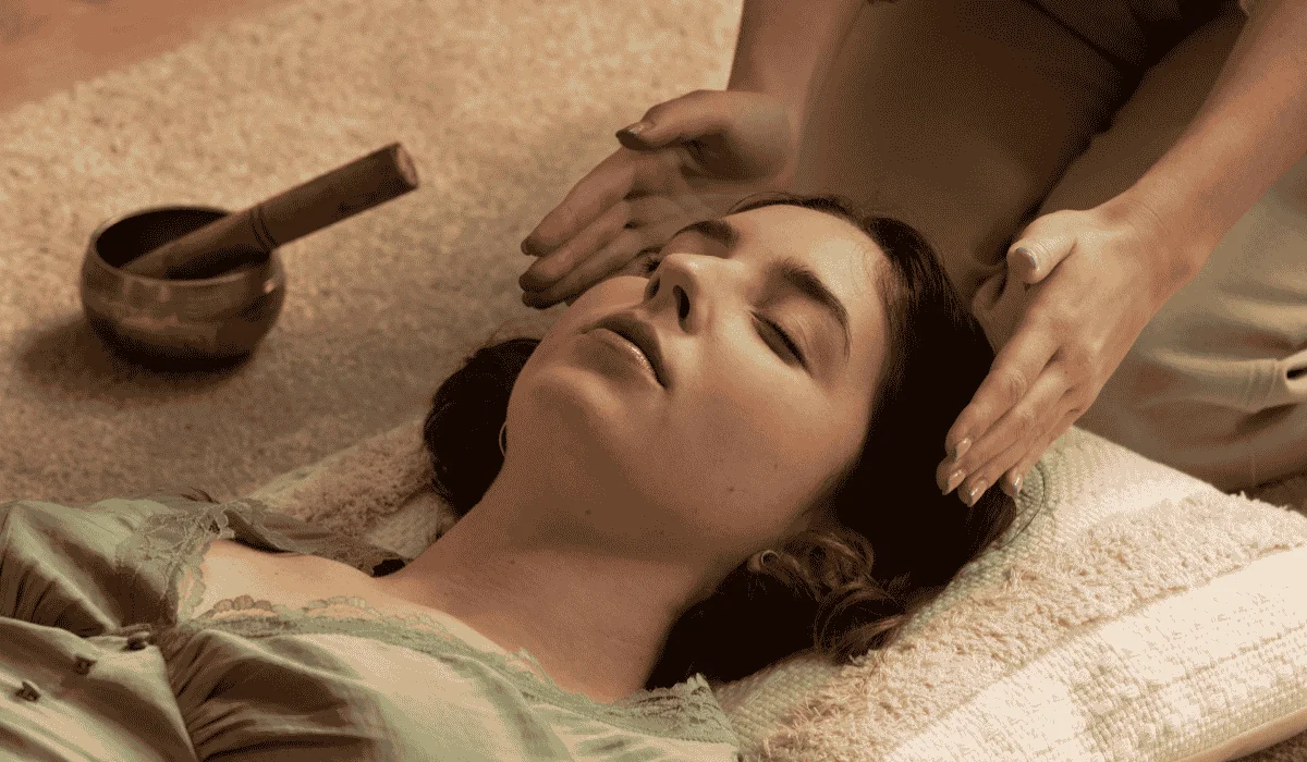 What Makes Holistic Therapy Sessions Different from Traditional Therapy